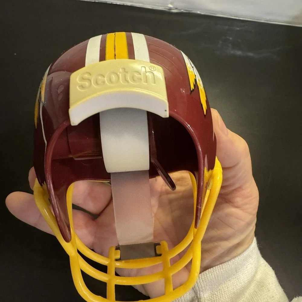 3M Scotch Tape Dispenser - Washington Redskins‎ Football NFL Helmet W/ Tape